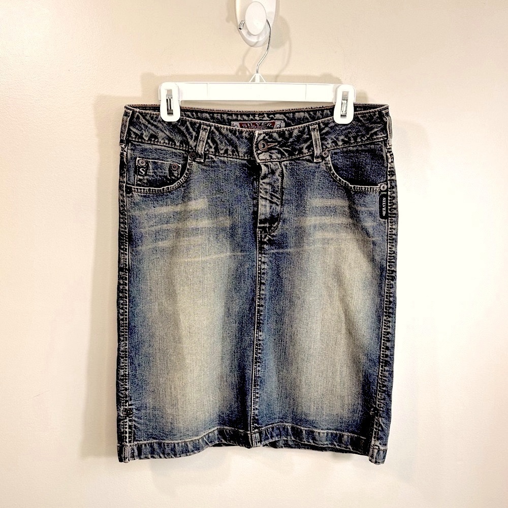 Vintage Y2K Silver Jeans Co. Denim Pencil Skirt Size 10/30 **EUC**